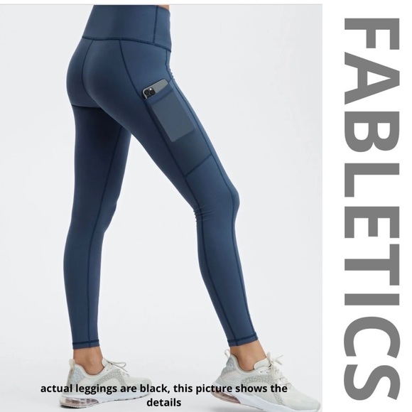 NWT FABLETICS On The Go Black Leggings compressive 2 pockets Xs - Picture 4 of 7